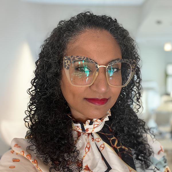 Nia Valentine, CRNP Photo